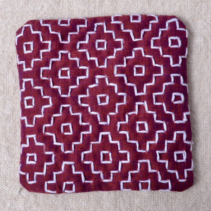 hitome-zashi sashiko design on tsumugi fabric