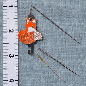 Red Fox Needle Threader