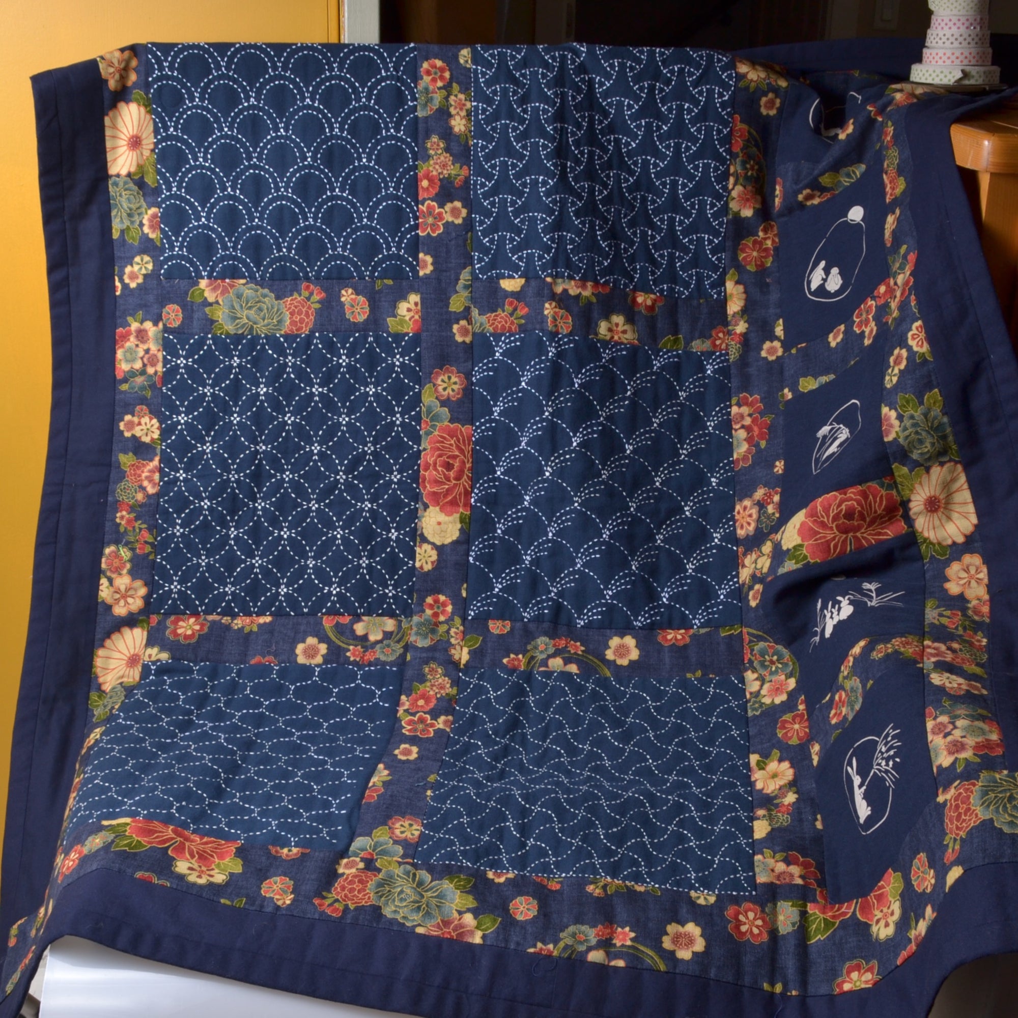Ready to Stitch Sashiko Fabric, Linked Circles (Shippo)