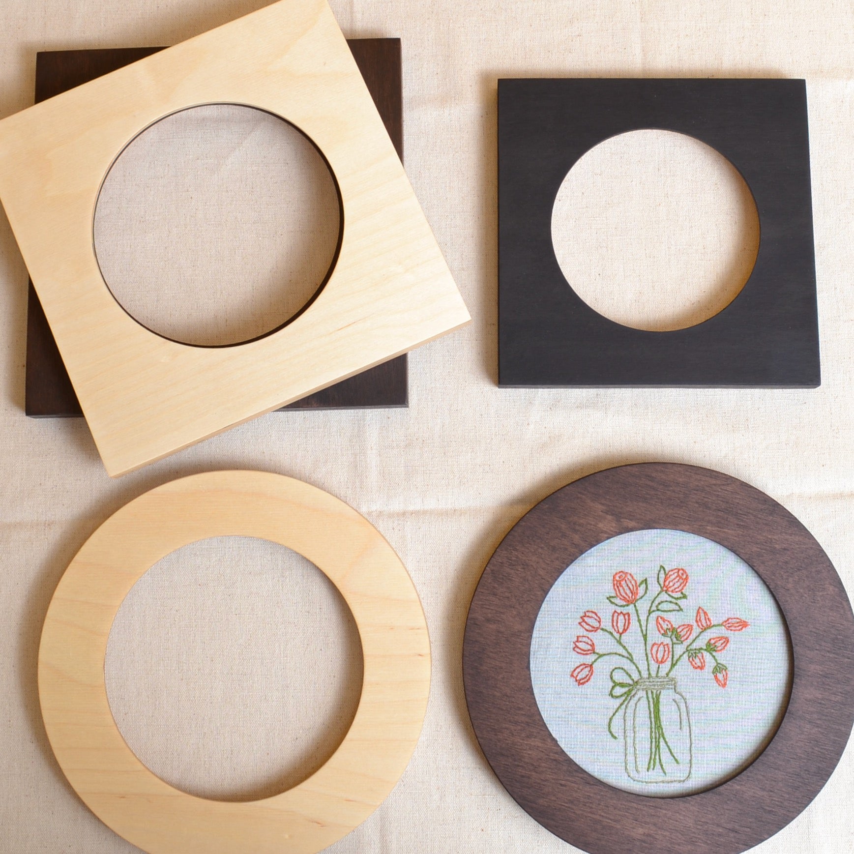 4 Pcs Wood Embroidery Hoop Frame 6 Inch Round Wooden Embroidery Frame Wood  Display Frame Circle for Finished Cross Stitch Hoop DIY Art Craft Sewing